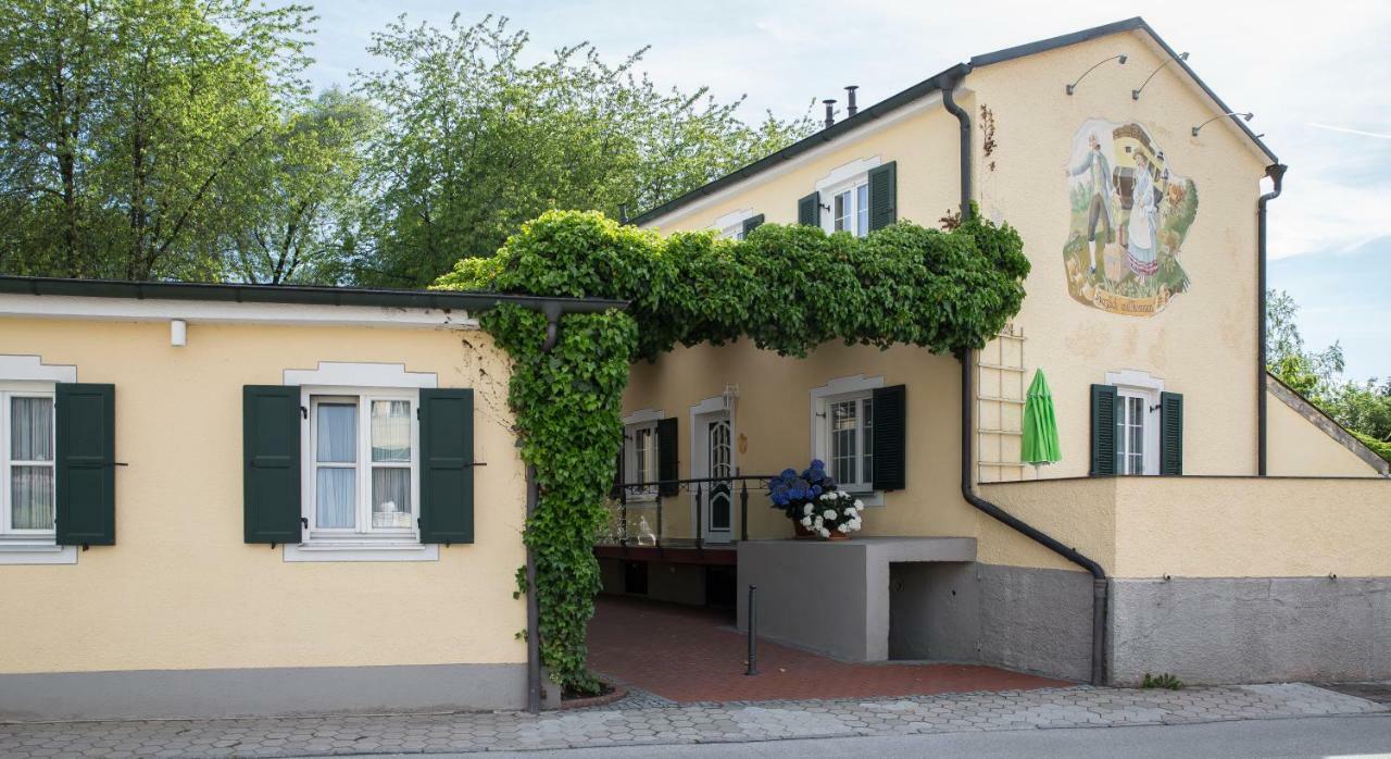 Chalet Zum Kurfuerst Oberschleissheim Exterior photo